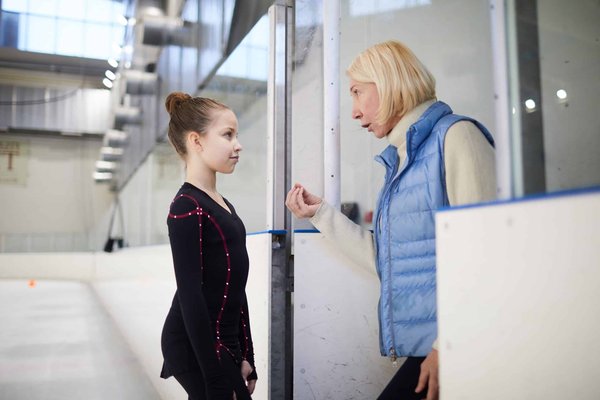 Comment les sessions de coaching parental peuvent-elles améliorer les dynamiques familiales dans les foyers monoparentaux?